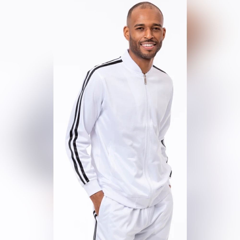 MEN'S MONTIQUE WHITE 2 PIECE SPORT TRACK SUIT WITH DOUBLE SIDE STRIPE. JS26.